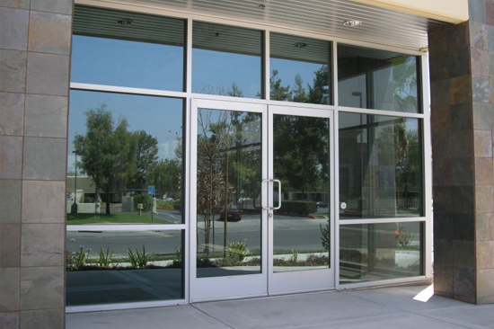 Lake Elsinore-commercial-door-repair